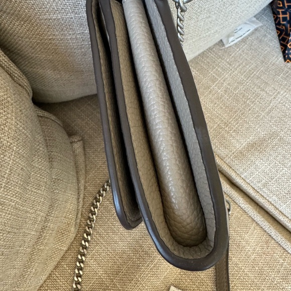 TORY BURCH BRITTEN CHAIN WALLET CROSSBODY NWT SOLD - Picture 9 of 16